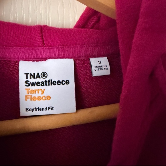 TNA Aritzia Fuchsia Sweatfleece Terry Fleece Hoodie, Boyfriend Fit, Small - Picture 4 of 10